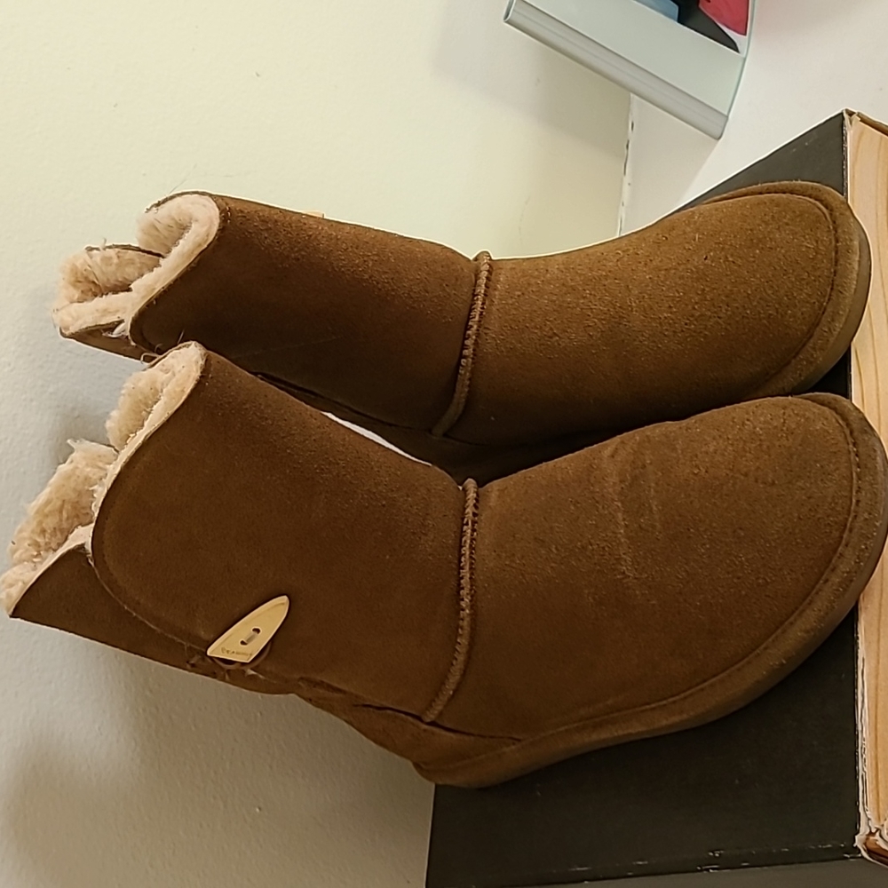 Boots brown
